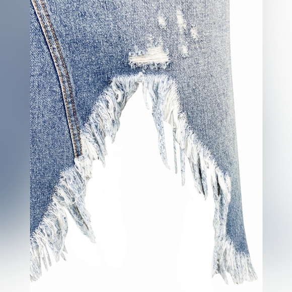 NWT sz 40Fr (8) Chloe assymetric distressed skirt - Picture 3 of 3